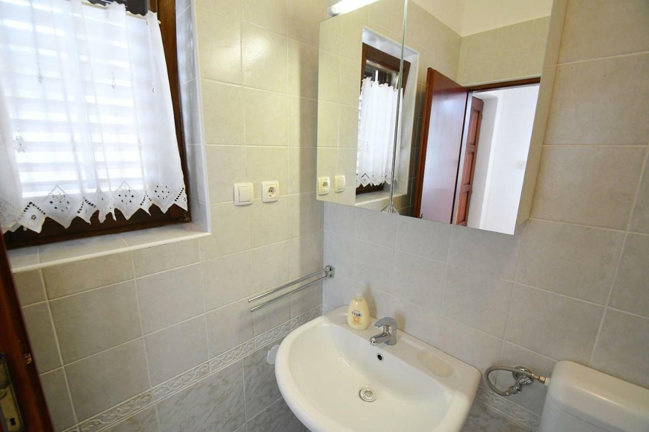 Studio Apartman Kris Marinici  ภายนอก รูปภาพ